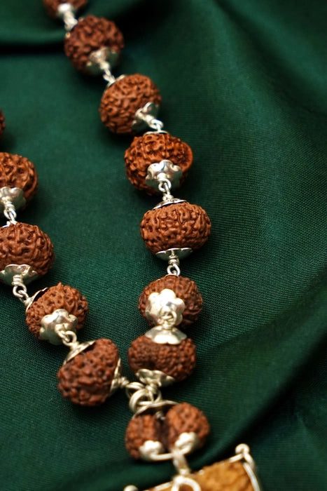 Sidha Mala with Silver Capping