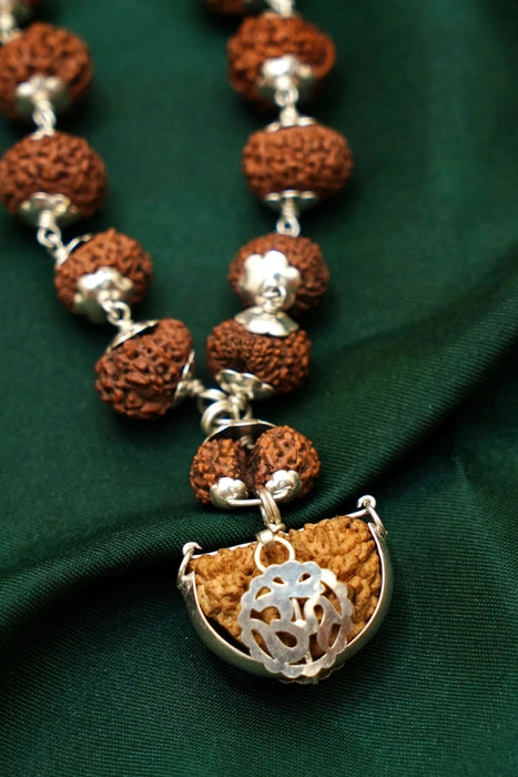 Sidha Mala with Silver Capping